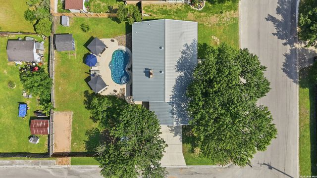 1250 HOLLYHOCK LN, New Braunfels, TX 78130