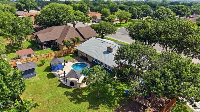 1250 HOLLYHOCK LN, New Braunfels, TX 78130