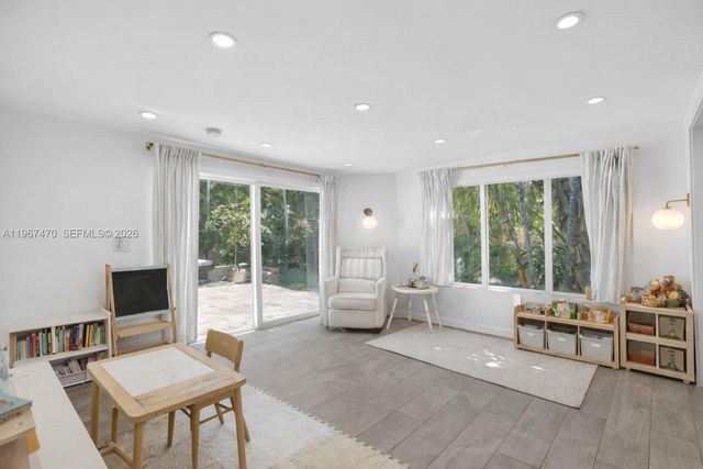 837 Alberca St, Coral Gables, FL 33134