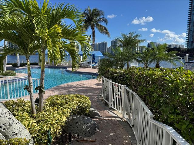 3530 Mystic Pointe Drive 2709, Aventura, FL 33180