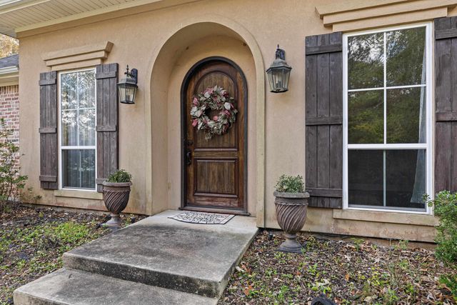 106 Pine Island Dr, Marshall, TX 75672