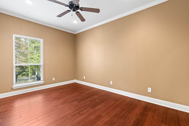 106 Pine Island Dr, Marshall, TX 75672