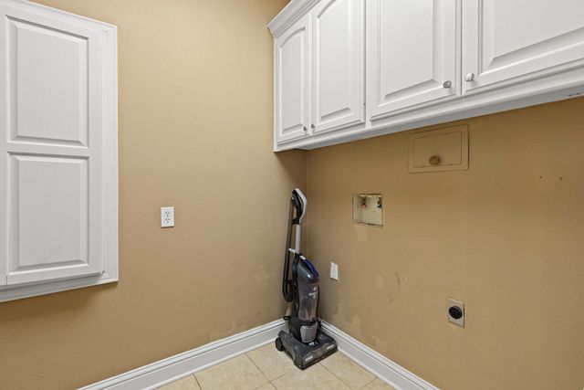 106 Pine Island Dr, Marshall, TX 75672