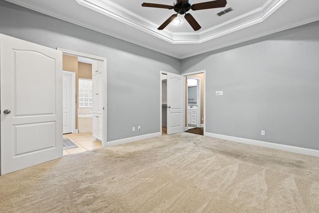 106 Pine Island Dr, Marshall, TX 75672