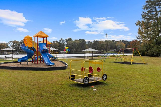 106 Pine Island Dr, Marshall, TX 75672