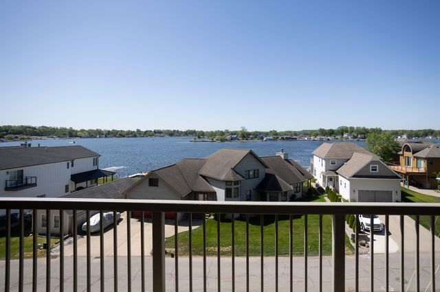 306 Outlook Cv Drive, La Porte, IN 46350