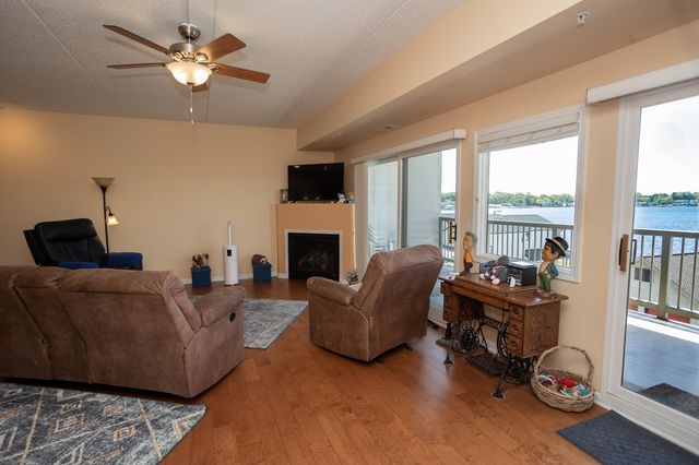 306 Outlook Cv Drive, La Porte, IN 46350