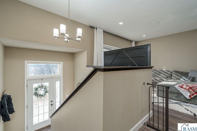 3037 Bluestem Trail, Mankato, MN 56001