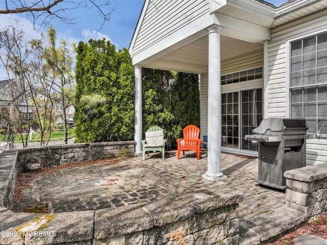 63 Turnberry Drive, Monroe, NJ 08831