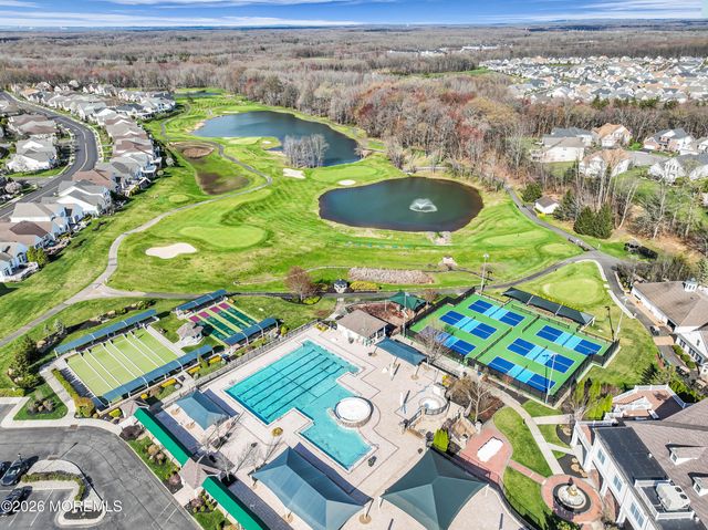 63 Turnberry Drive, Monroe, NJ 08831