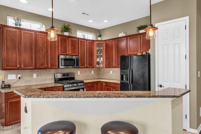 63 Turnberry Drive, Monroe, NJ 08831