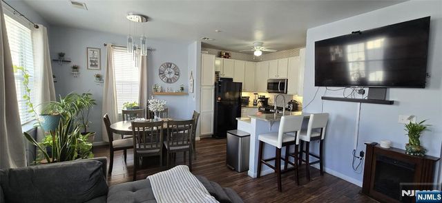 410 Howe Avenue 16, Passaic, NJ 07055