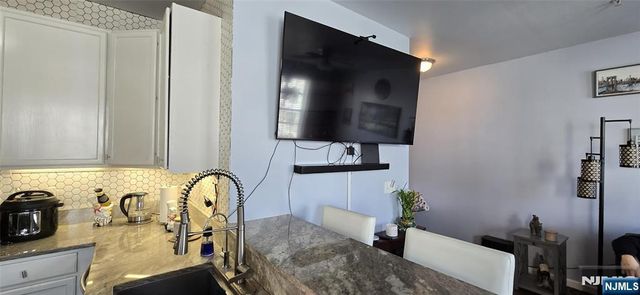 410 Howe Avenue 16, Passaic, NJ 07055