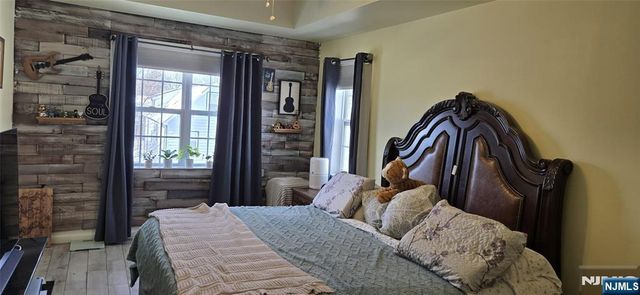 410 Howe Avenue 16, Passaic, NJ 07055