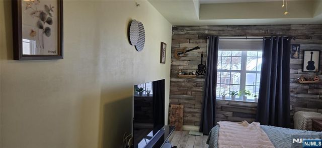 410 Howe Avenue 16, Passaic, NJ 07055