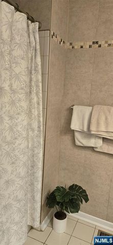 410 Howe Avenue 16, Passaic, NJ 07055