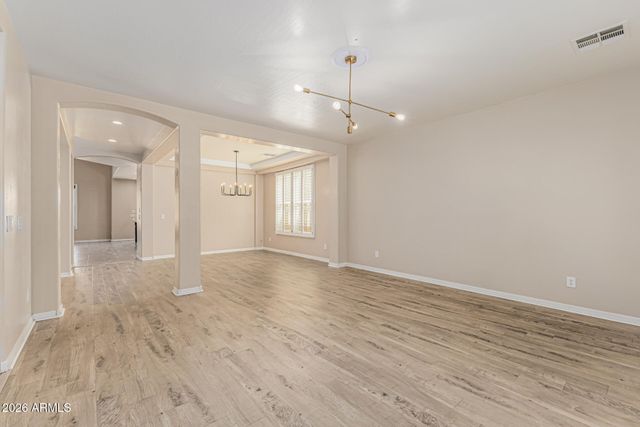 6709 S 40TH Avenue, Phoenix, AZ 85041