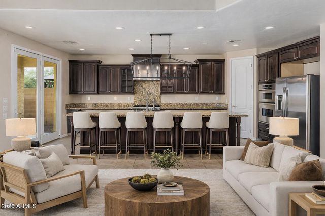 6709 S 40TH Avenue, Phoenix, AZ 85041