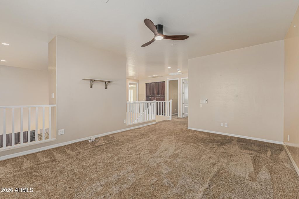 Image 26 of property listing at 6709 S 40TH Avenue, Phoenix, AZ 85041