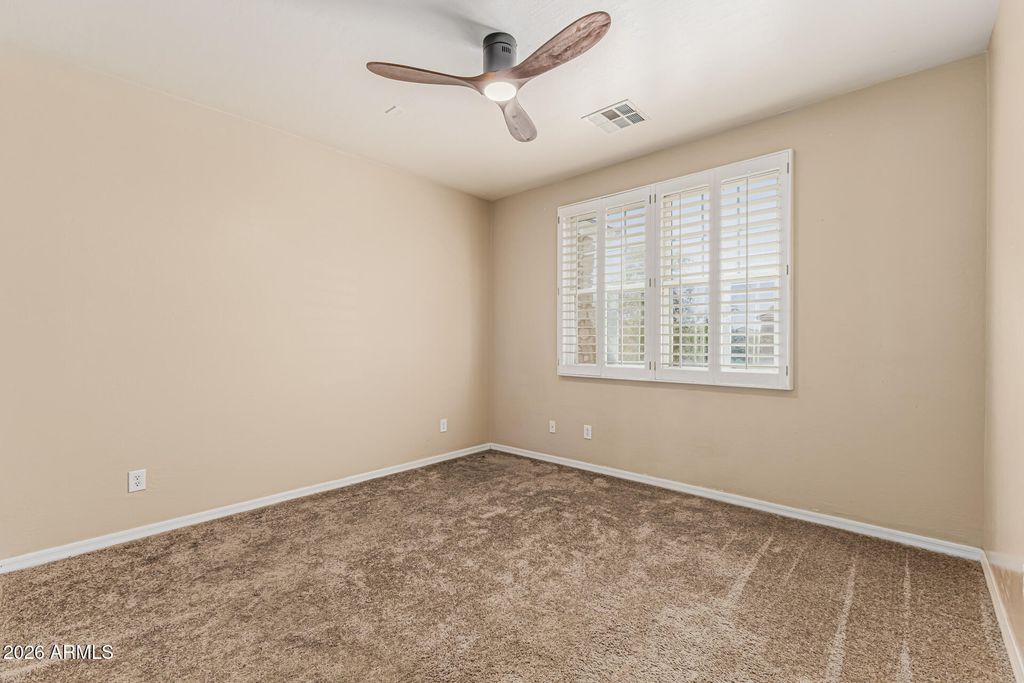 Image 41 of property listing at 6709 S 40TH Avenue, Phoenix, AZ 85041