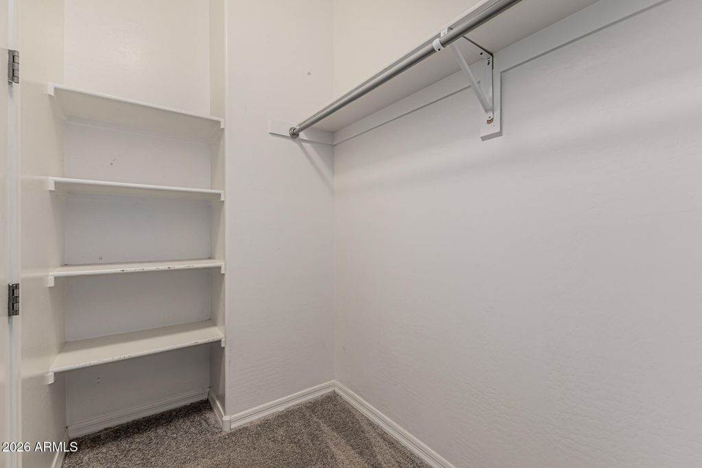 Image 43 of property listing at 6709 S 40TH Avenue, Phoenix, AZ 85041