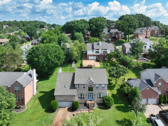 820 Caldwell Dr, Goodlettsville, TN 37072