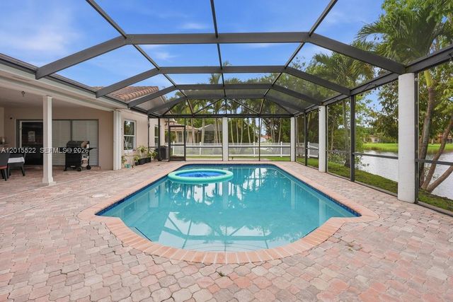 16530 Lake Tree Dr 16530, Weston, FL 33326