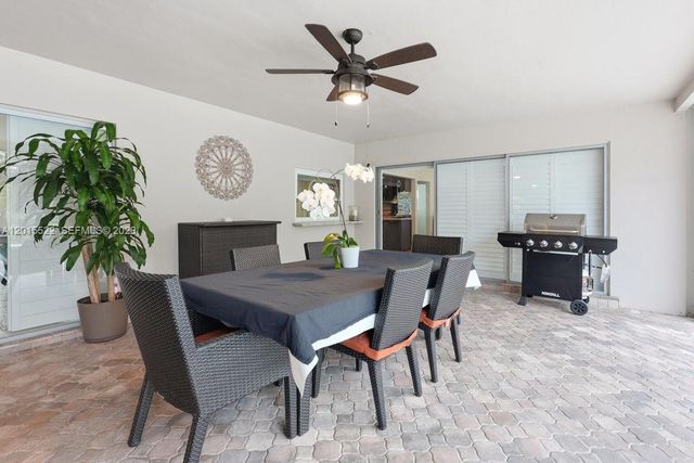 16530 Lake Tree Dr 16530, Weston, FL 33326