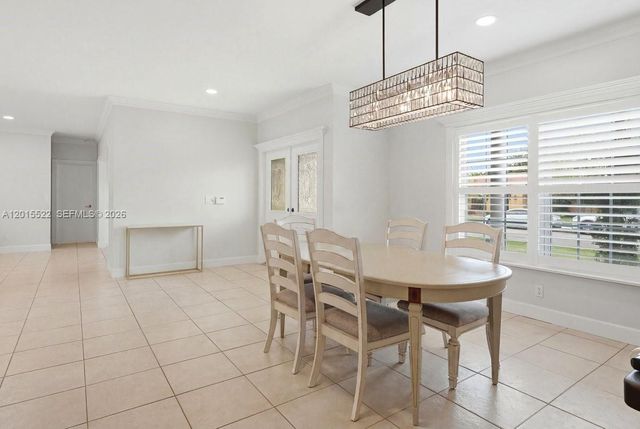 16530 Lake Tree Dr 16530, Weston, FL 33326
