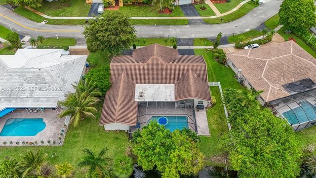 16530 Lake Tree Dr 16530, Weston, FL 33326