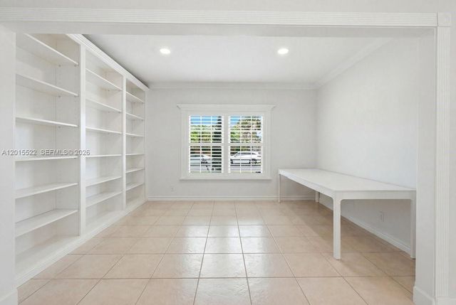 16530 Lake Tree Dr 16530, Weston, FL 33326