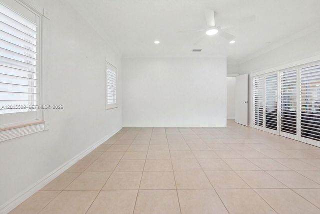 16530 Lake Tree Dr 16530, Weston, FL 33326
