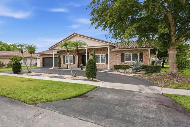 16530 Lake Tree Dr 16530, Weston, FL 33326