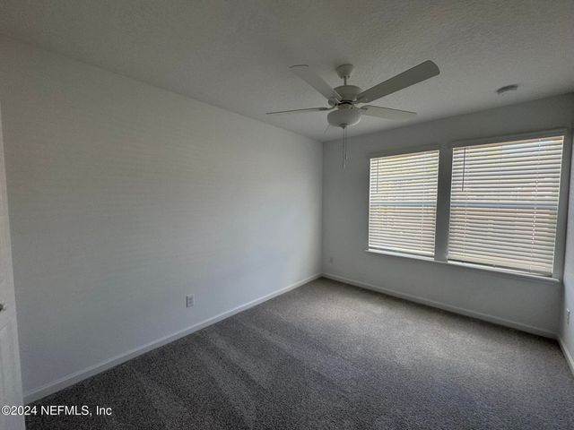 4351 LEEWARD BREEZE Loop, Middleburg, FL 32068