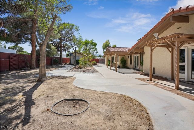 3265 Mustang Street, Las Vegas, NV 89108
