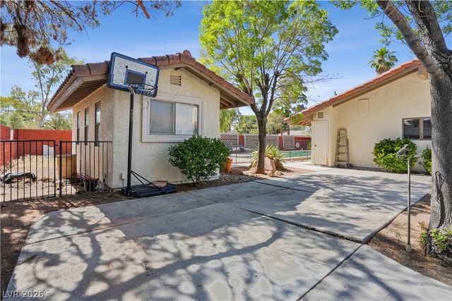 3265 Mustang Street, Las Vegas, NV 89108
