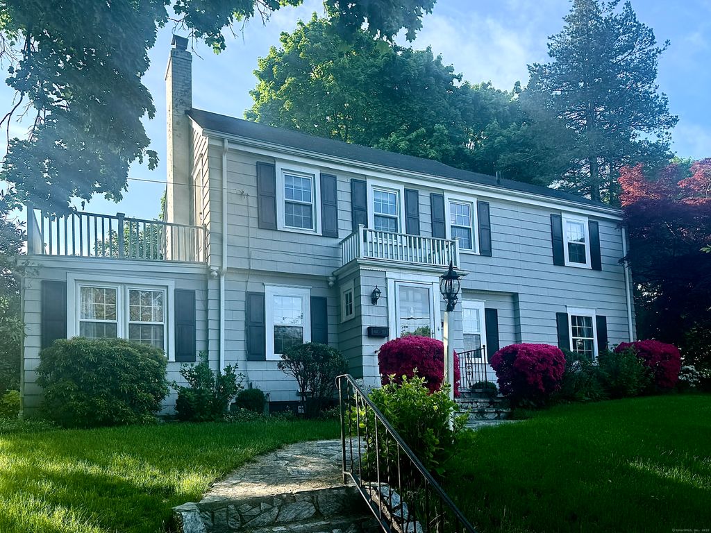 107 Rockland Road, Fairfield, CT 06825