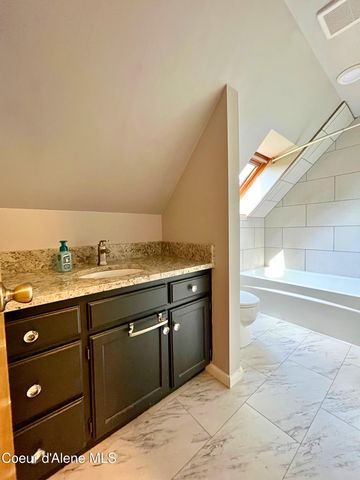 949 Fitzpatrick RD, Bonners Ferry, ID 83805