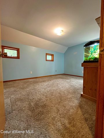 949 Fitzpatrick RD, Bonners Ferry, ID 83805