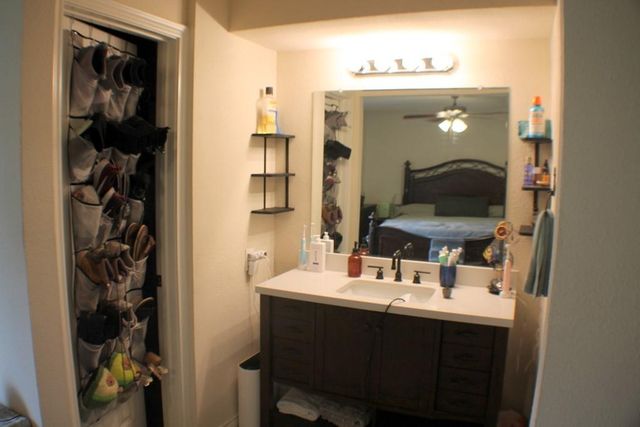 3131 Fern Rock Drive, La Porte, TX 77571