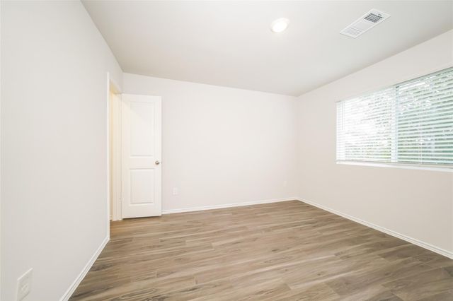 2161 Middle Ridge Drive, Conroe, TX 77301