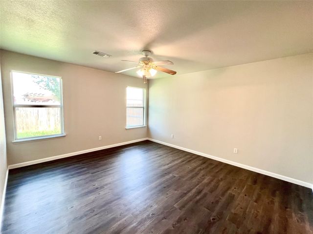3204 Rustic Meadow Trail, Mansfield, TX 76063