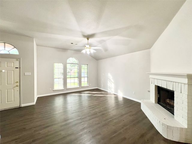 3204 Rustic Meadow Trail, Mansfield, TX 76063