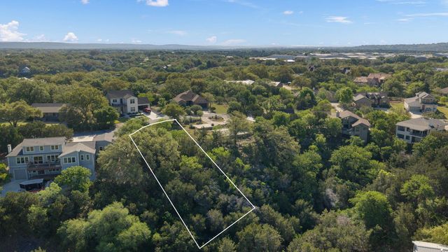 329 Kendall DR, Spicewood, TX 78669