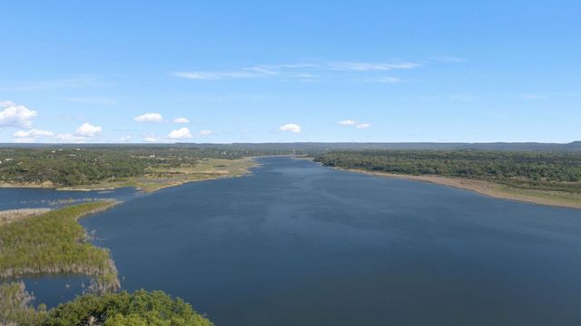 329 Kendall DR, Spicewood, TX 78669