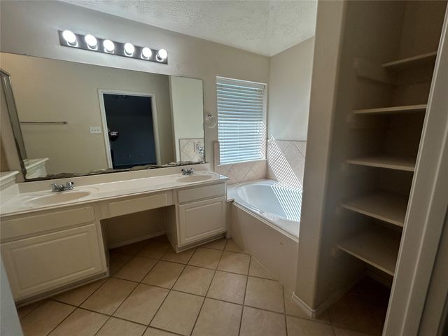 14027 Blackfoot Trail Run, Cypress, TX 77429