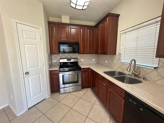 14027 Blackfoot Trail Run, Cypress, TX 77429