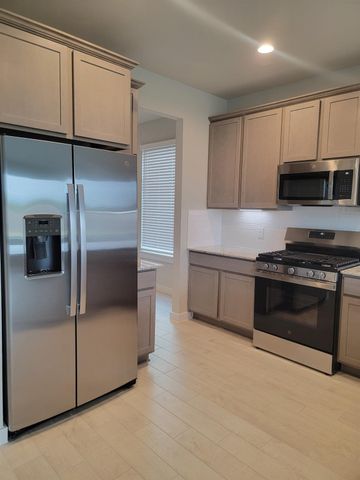 3130 Boulder Ridge Drive, Rosenberg, TX 77471