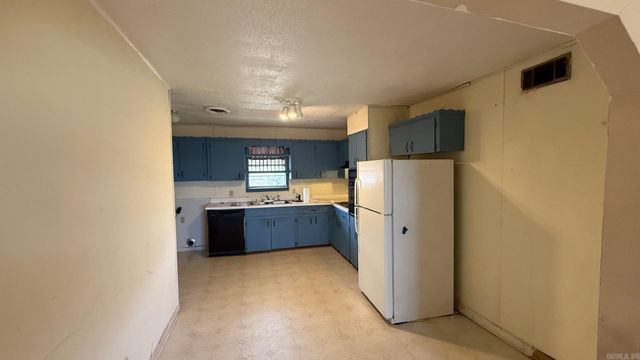 1117 Sorrells Drive, Jacksonville, AR 72076