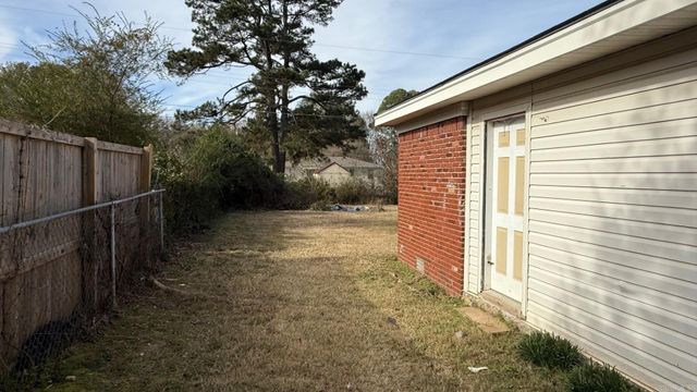 1117 Sorrells Drive, Jacksonville, AR 72076